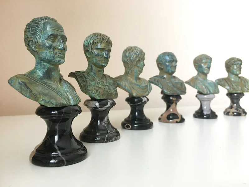 Buste d'Hadrien - empereur romain - bronze vert