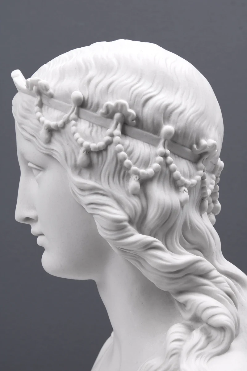Buste d'une princesse - sculpture en marbre