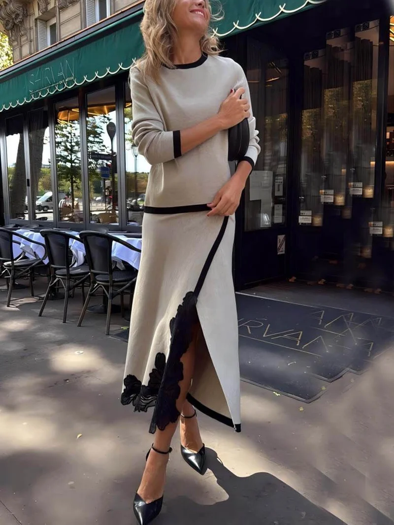 Classic Colorblock Paneled Three-Quarter Sleeves Top