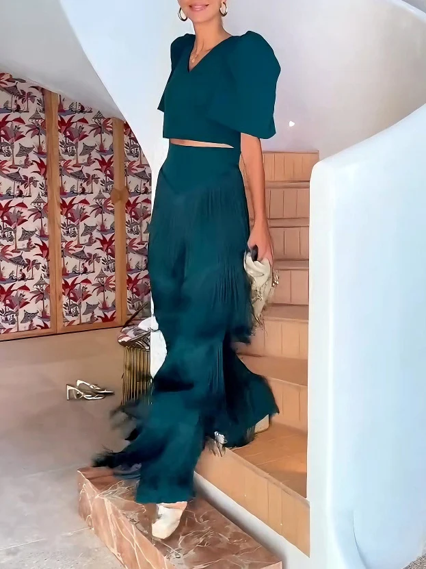 Elegant Puff Sleeve Cropped V-Neck Top