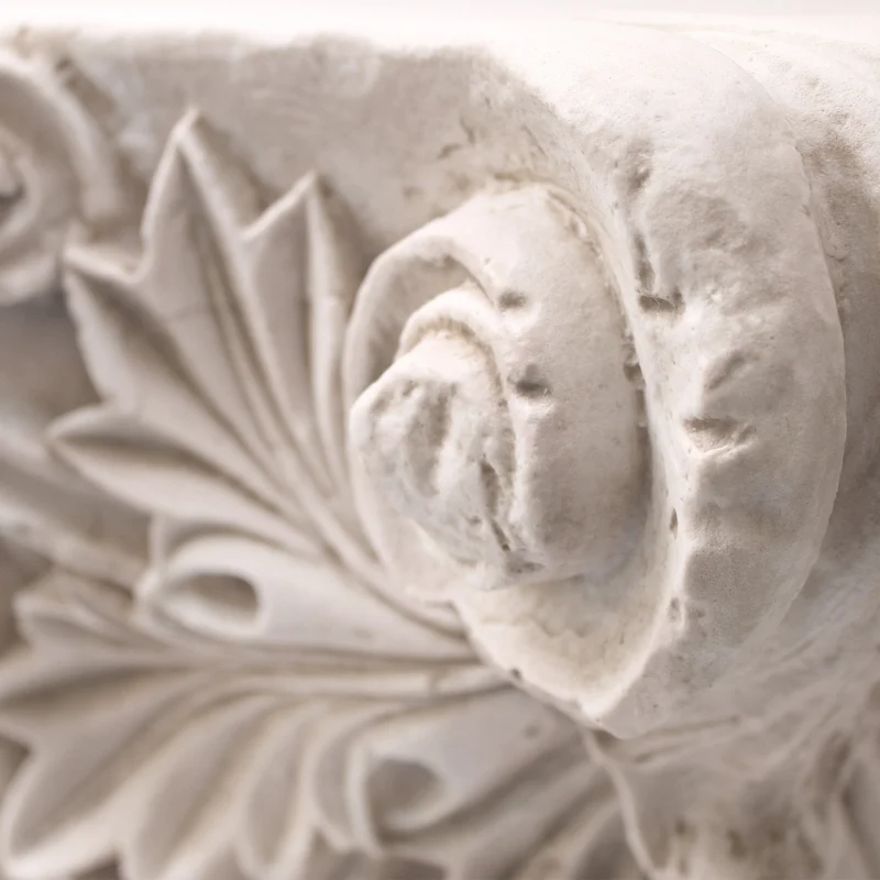 Chapiteau corinthienne grecque - grande sculpture en marbre blanc