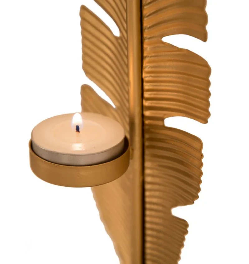Décoration à la feuille dorée (sculpture moderne)