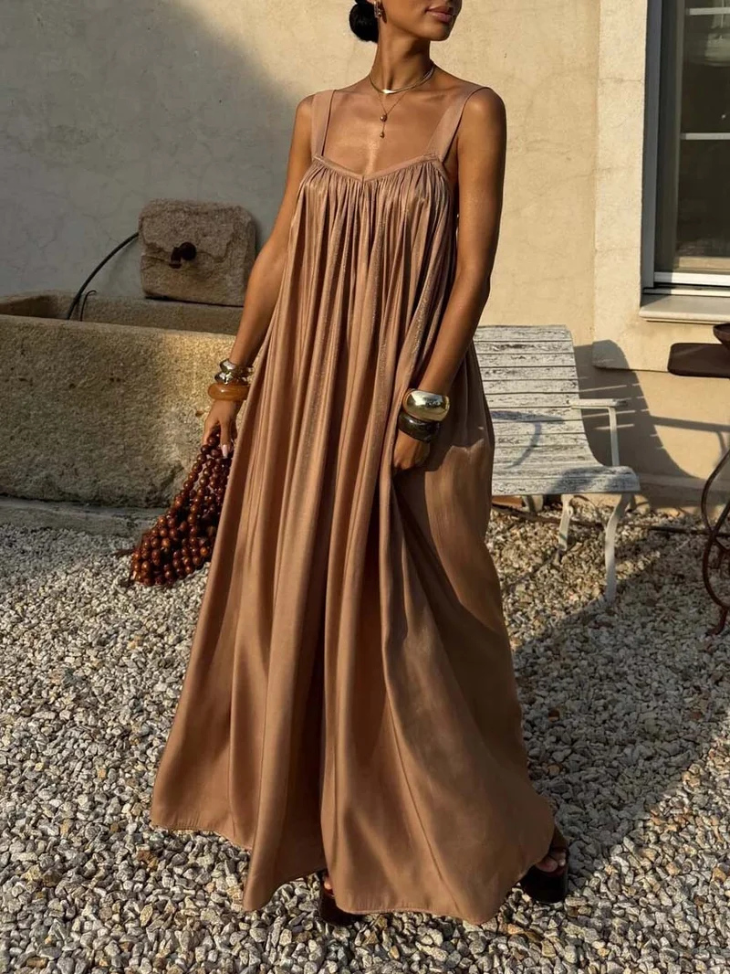 Elegant Flowy Pleated Spaghetti Strap Maxi Dress