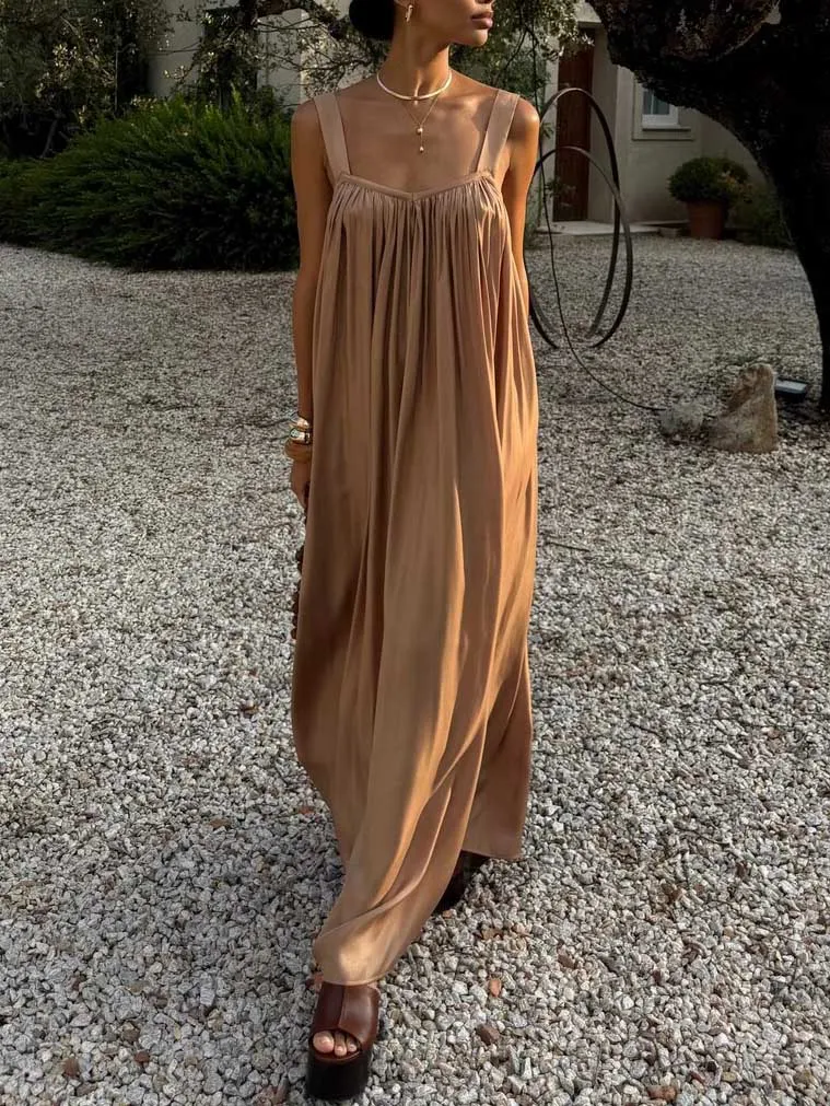 Elegant Flowy Pleated Spaghetti Strap Maxi Dress