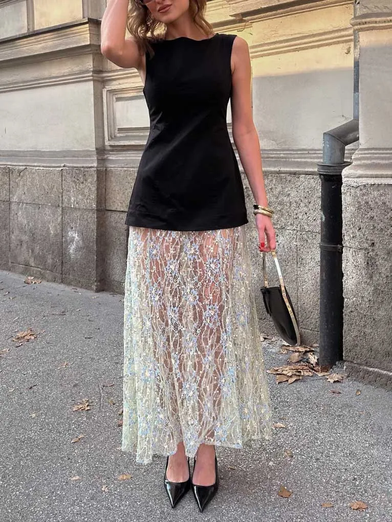 Elegant Sleeveless Structured Black Top