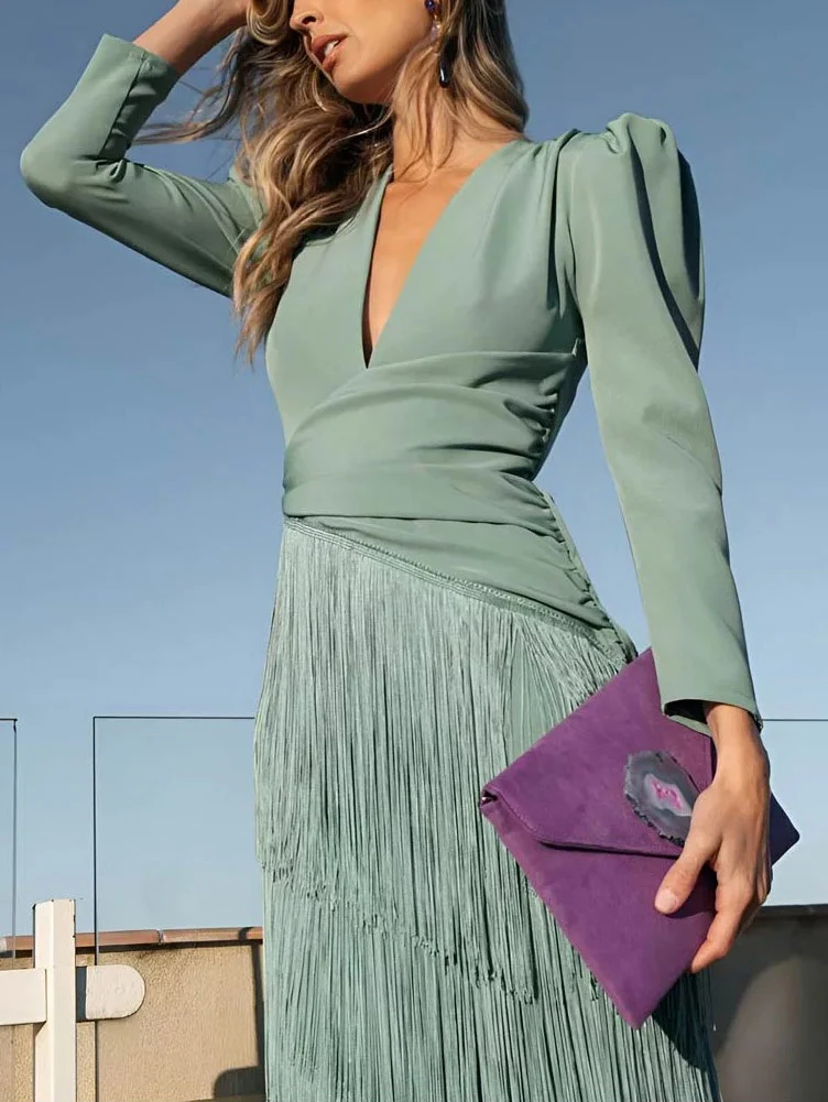 Elegant V-neck Long-sleeved Shirt