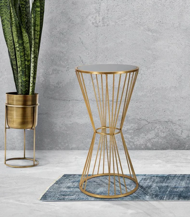 Petite table ronde en métal et verre doré