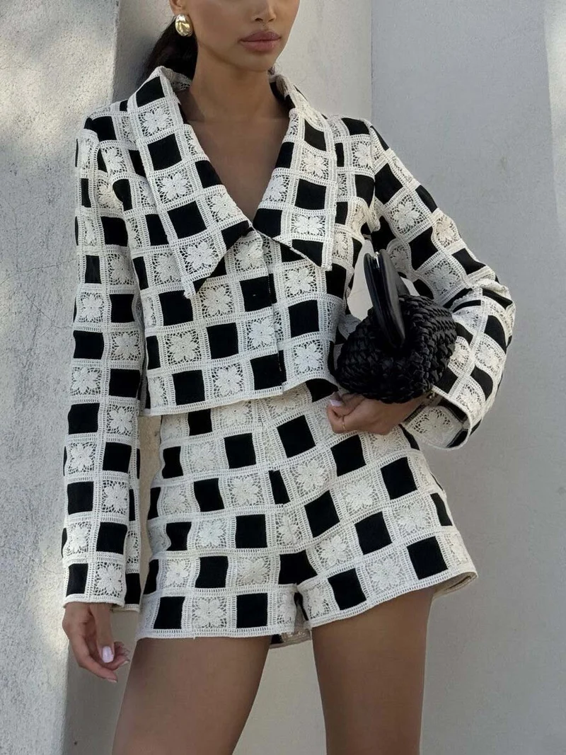 Exquisite Crochet Grid Pattern High-Waisted Shorts