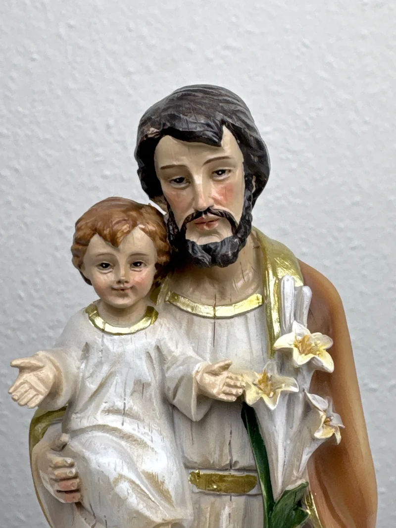 Sculpture de Saint Joseph – Père Adoptif de Jésus et Protecteur des Foyers