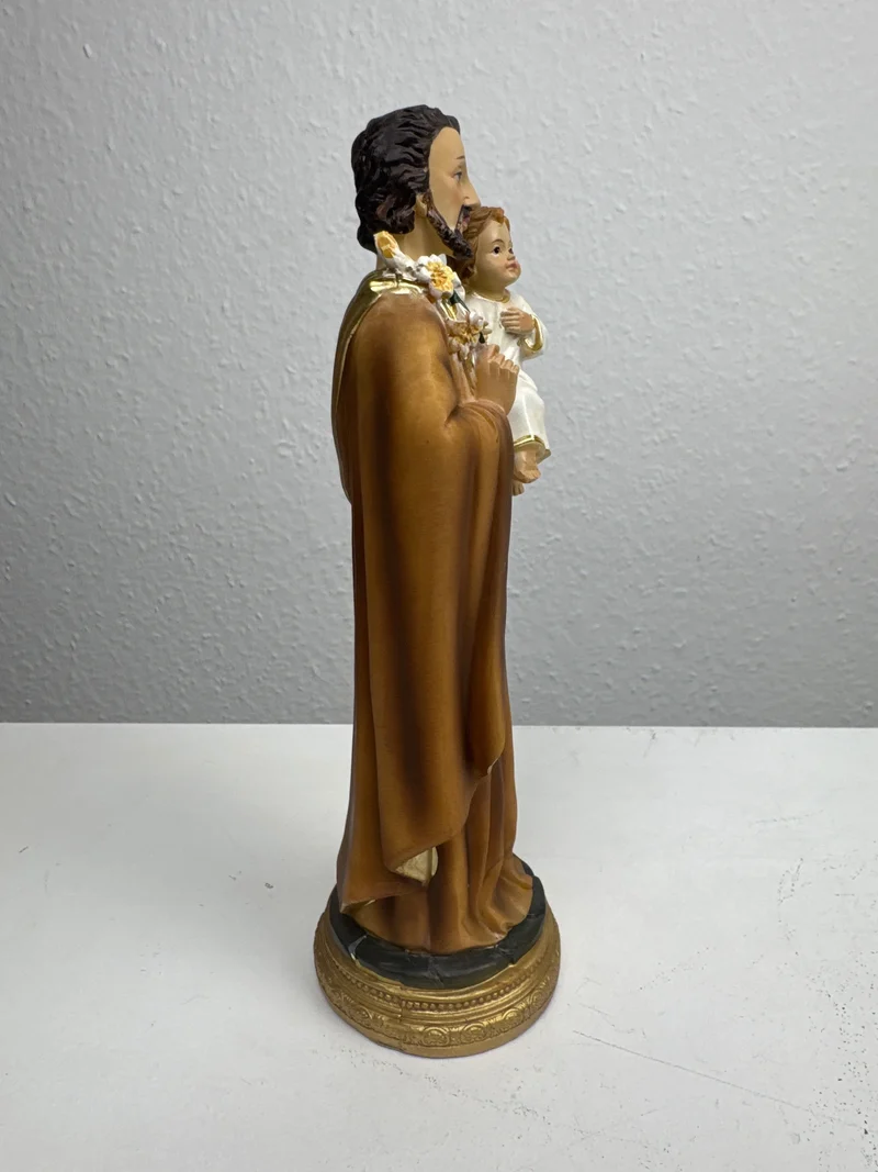 Sculpture de Saint Joseph – Protecteur des Foyers