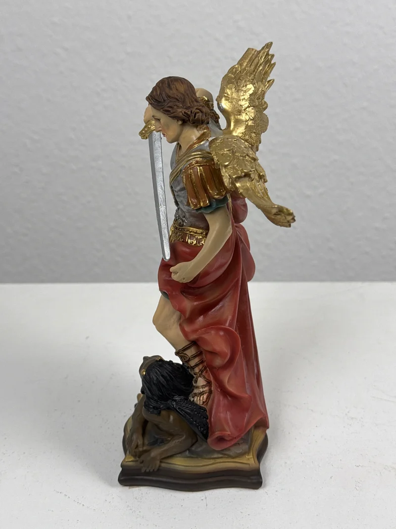 Sculpture de Saint Michel Archange (Statue Peinte à la Main)