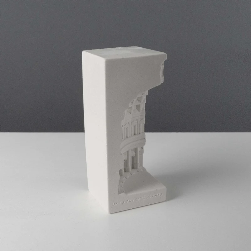 Sculpture en marbre d'architecture classique "De la Passata Pianta" (Paire)