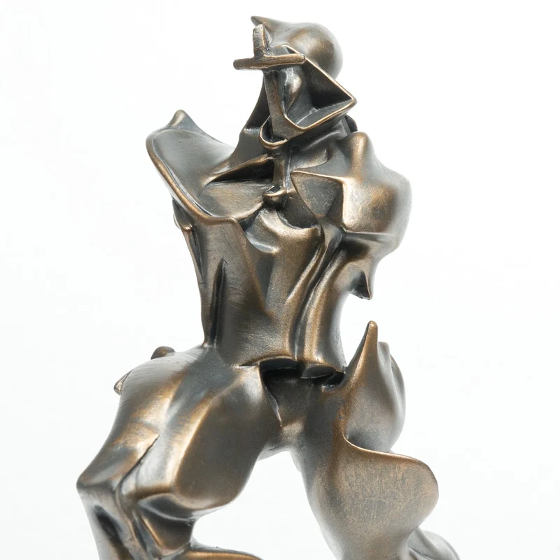 Sculpture Futuriste de Boccioni (Statue en Bronze Coulé à Froid)