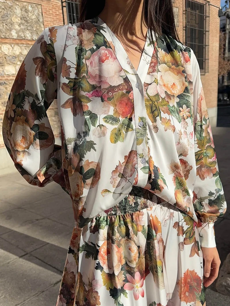 Elegant Floral Print Loose-Fit Button-Up Shirt