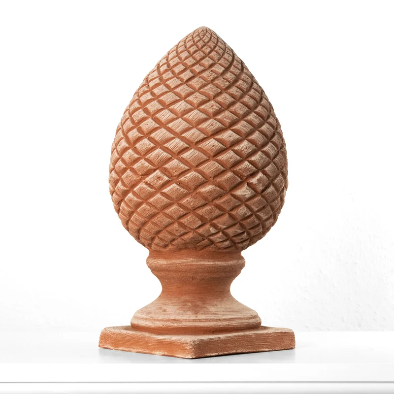 Sculpture pomme de pin en terre cuite (Fleuron)