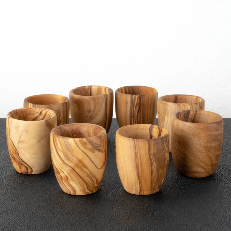 Set de Verres à Schnaps en Bois d’Olivier Fait Main (8 Pièces)