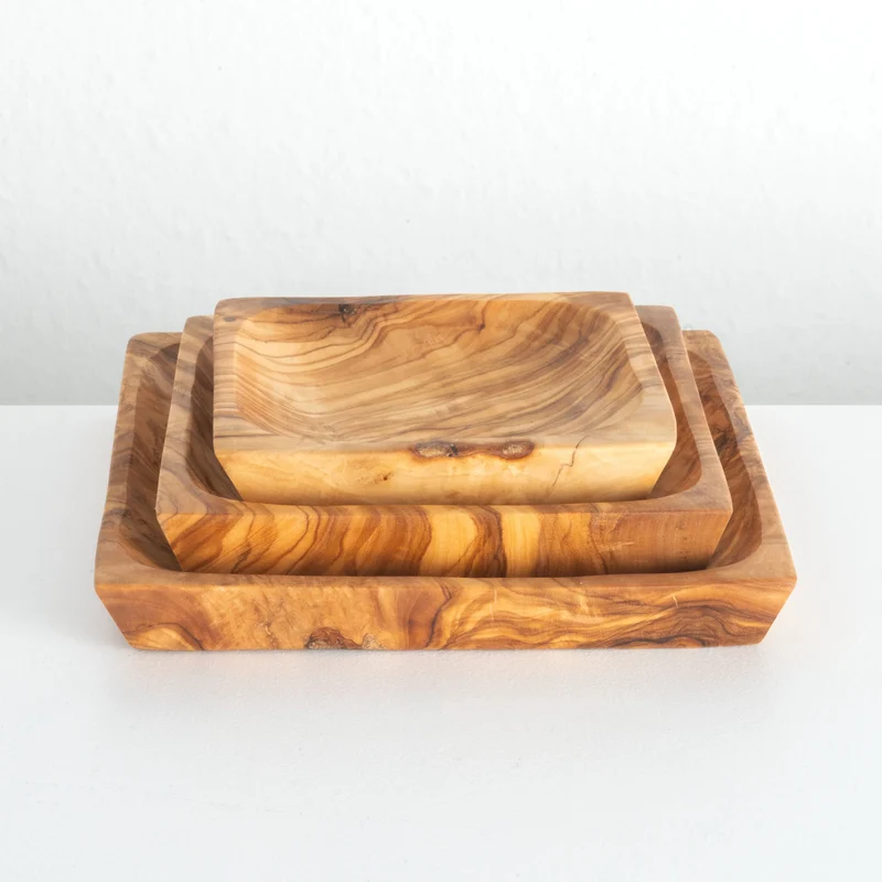 Set d’Assiettes Carrées en Bois d’Olivier Fait Main (3 Pièces)
