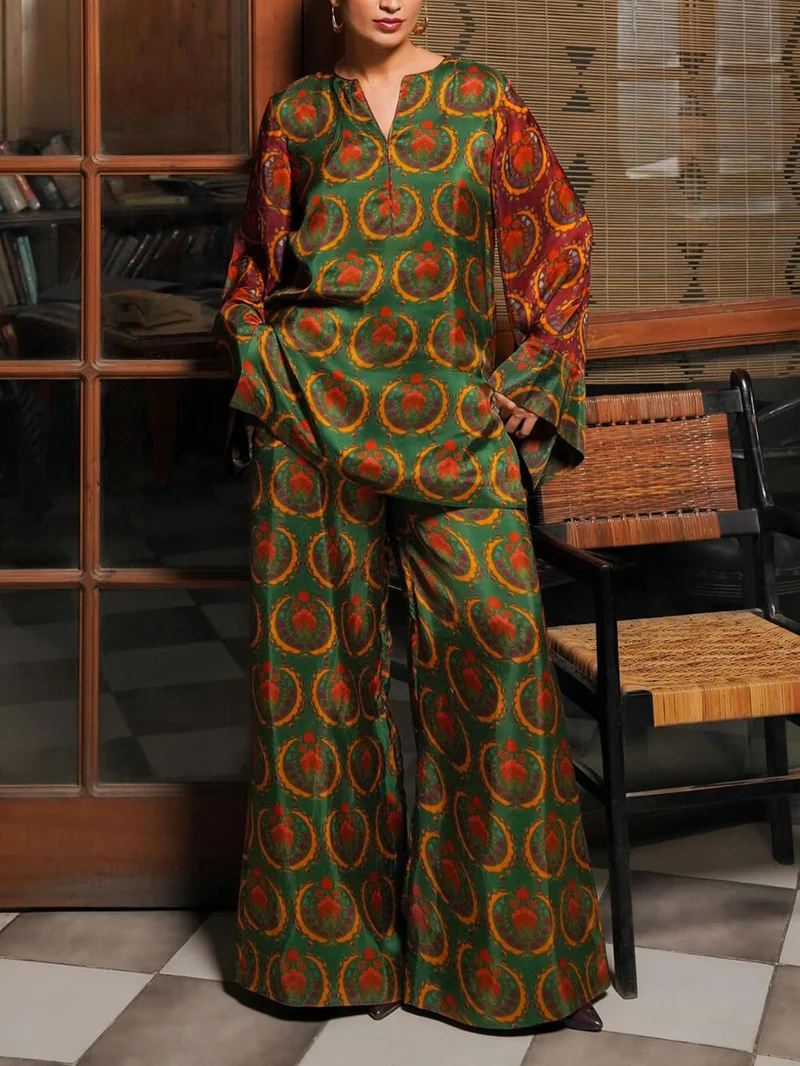 Unique Satin Bold Ethnic Print Loose Elastic Waist Pocket Wide-Leg Pants