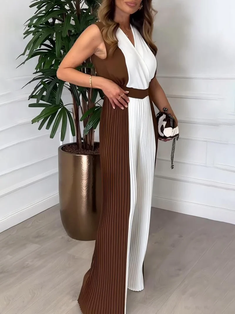 Unique Contrast Color Stitching Pleated Elastic Waist Jumpsuit
