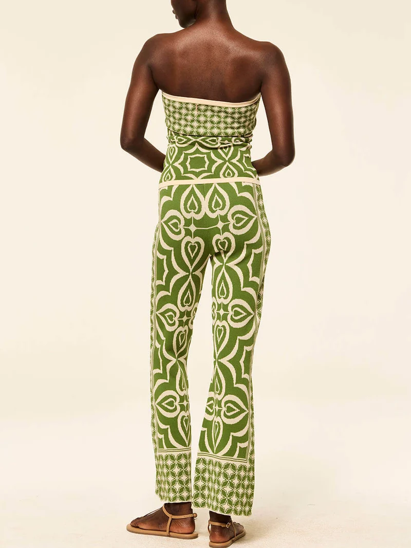 Springtime Strapless Fitted Knit Jacquard Bandeau Top