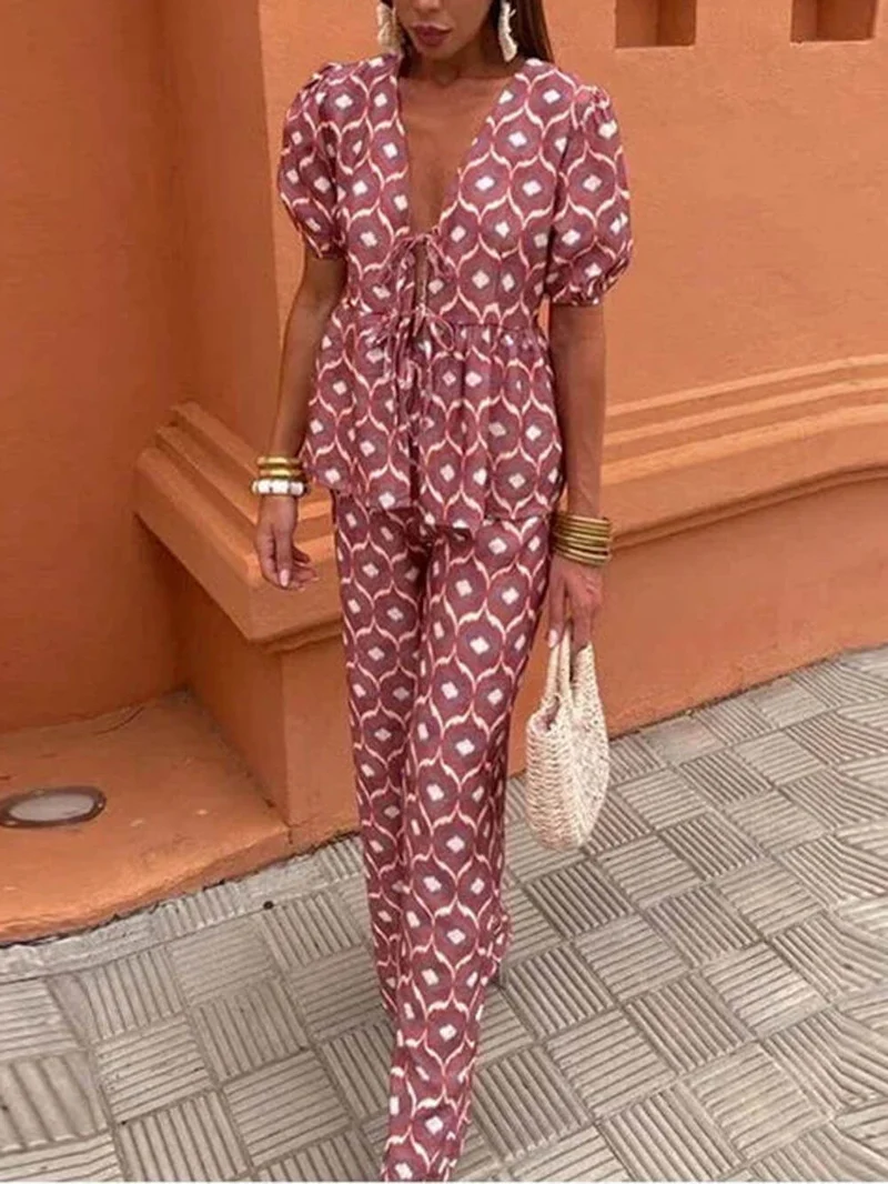 Casual Floral Print Lace-Up V-Neck Top