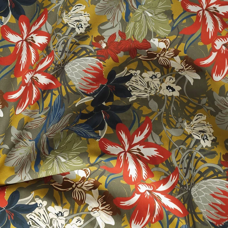Tissu en coton biologique | Floral botanique tropical moutarde