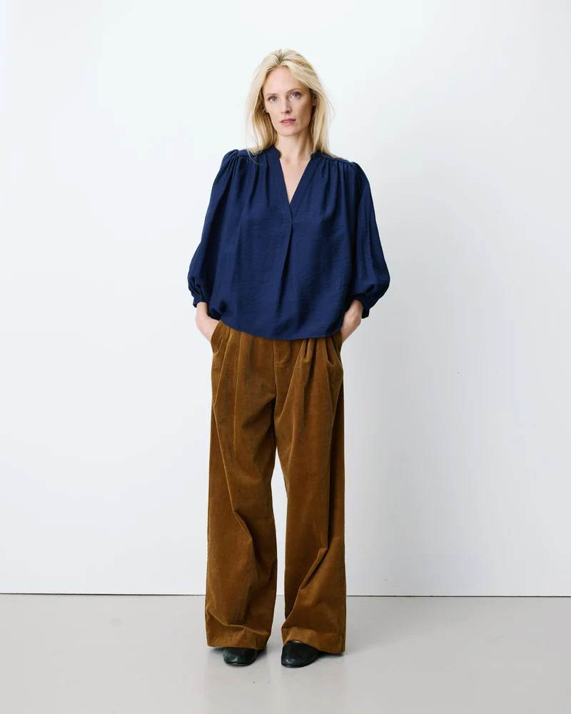 Blouse ample manches bouffantes 3/4 col V marine Auriane