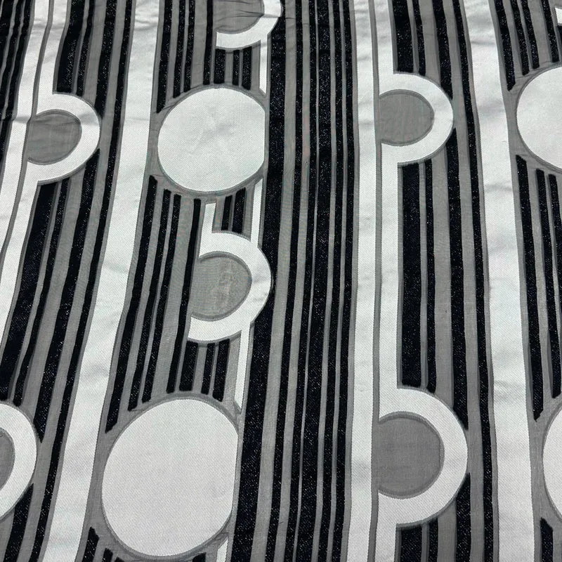 Tissu lancé-découpé, Soie - Tissé Métallisé, Spacer