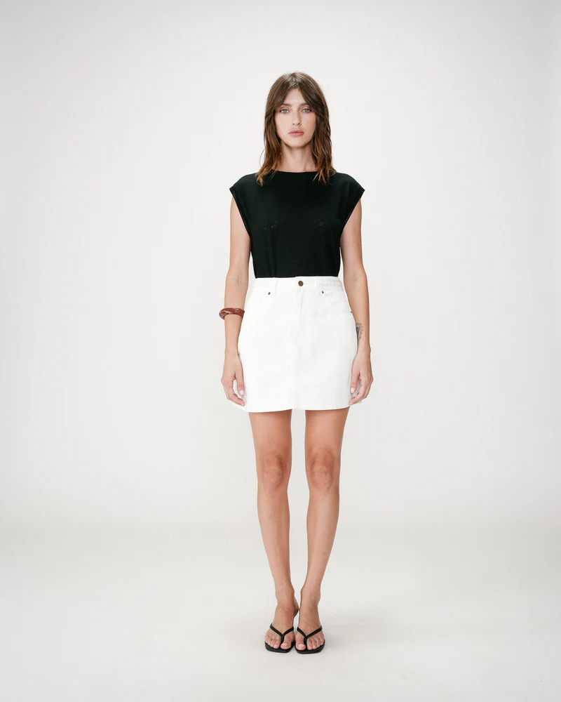 Jupe courte en jean taille haute ecru Whitney