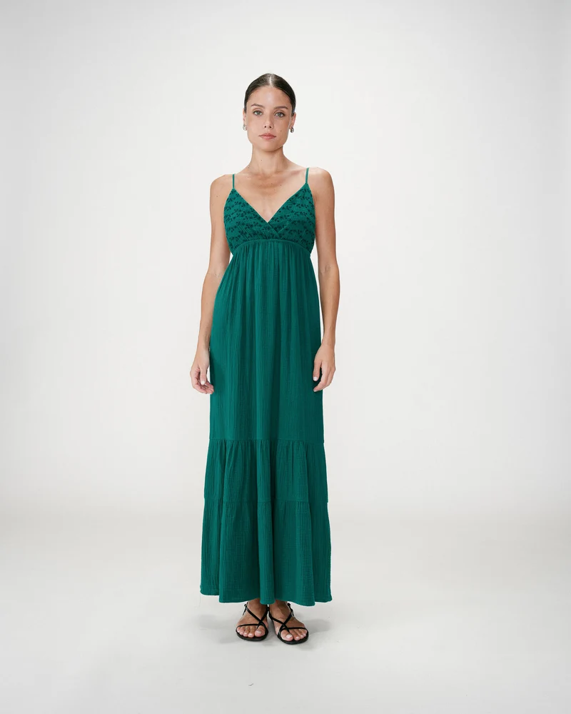 Robe longue fluide en coton col V à bretelles emeraude Wynora