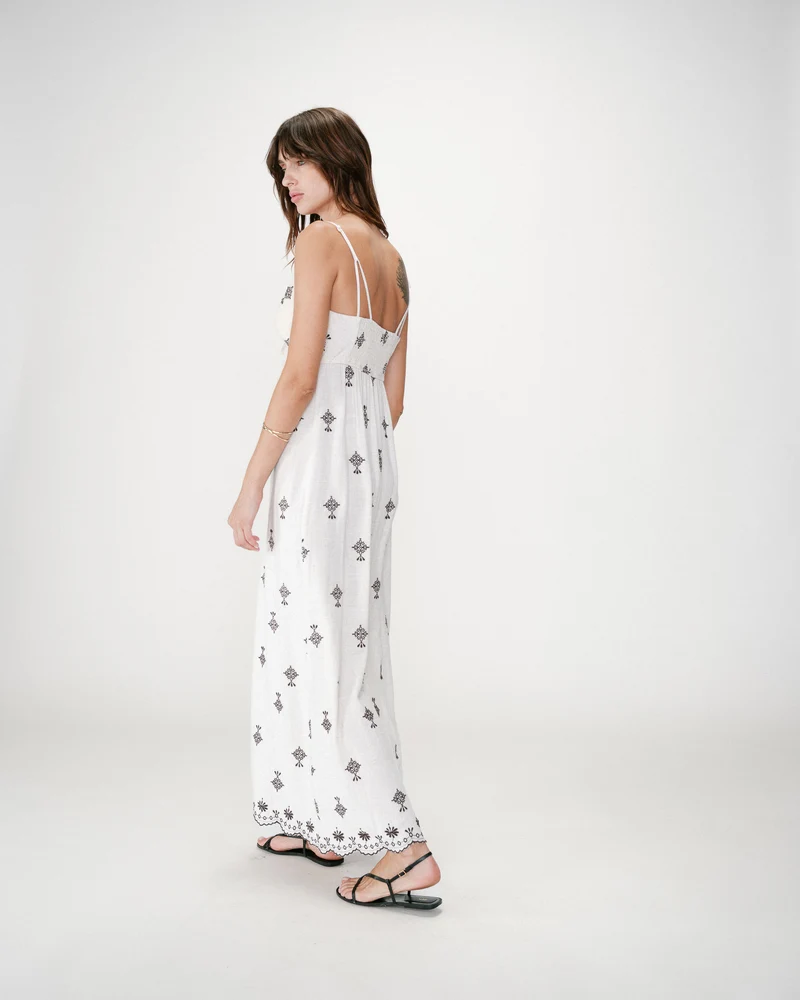 Robe longue bohème évasée à broderies chocolat Wilora