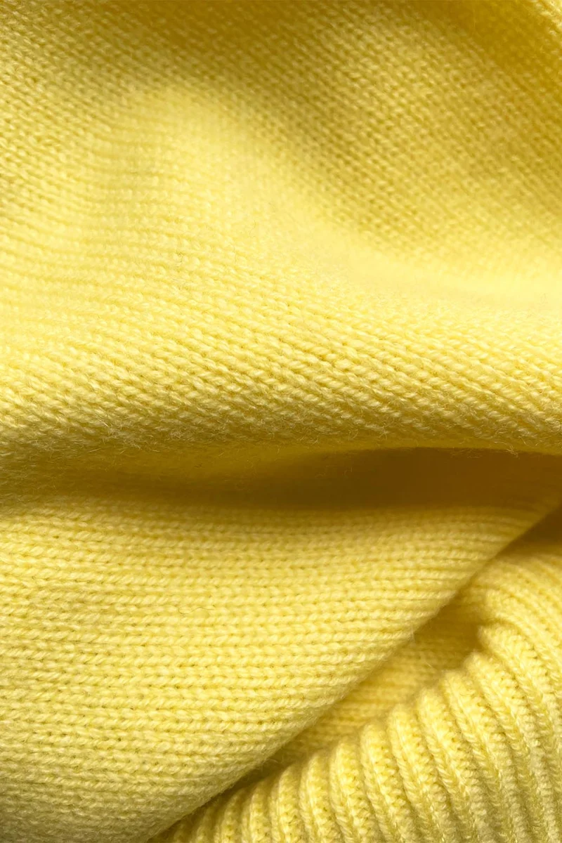Pull Jaune Pop