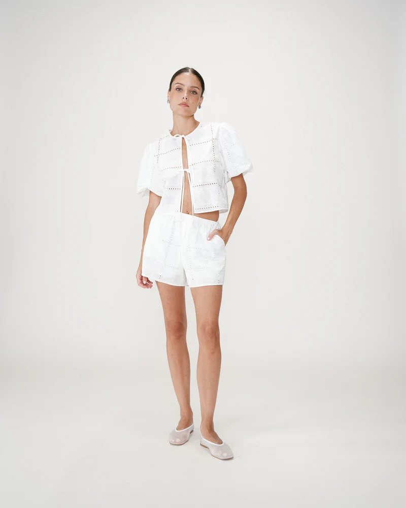 Short large en coton brodé poches italiennes white Wyler