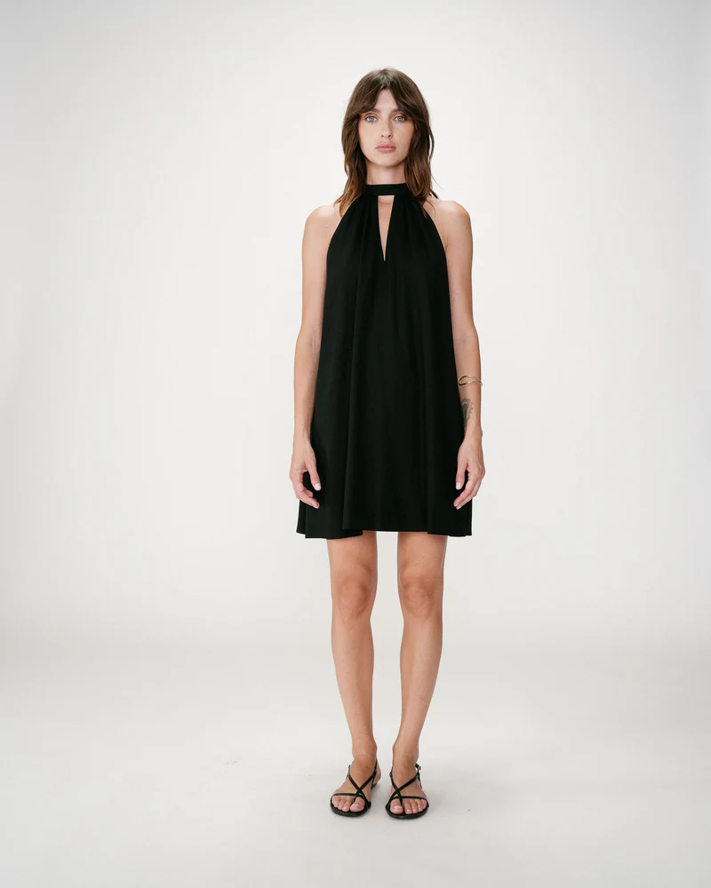 Robe courte évasée en lin dos à nouer noir Whola