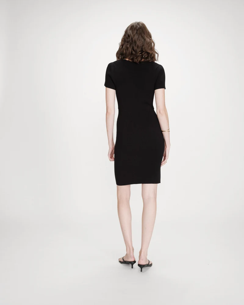 Robe courte ajustée en maille à col V noir Valeriane