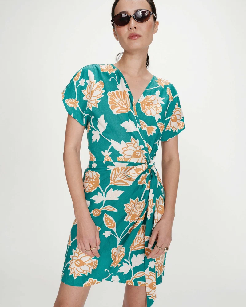 Robe courte portefeuille à fleurs vert Velora