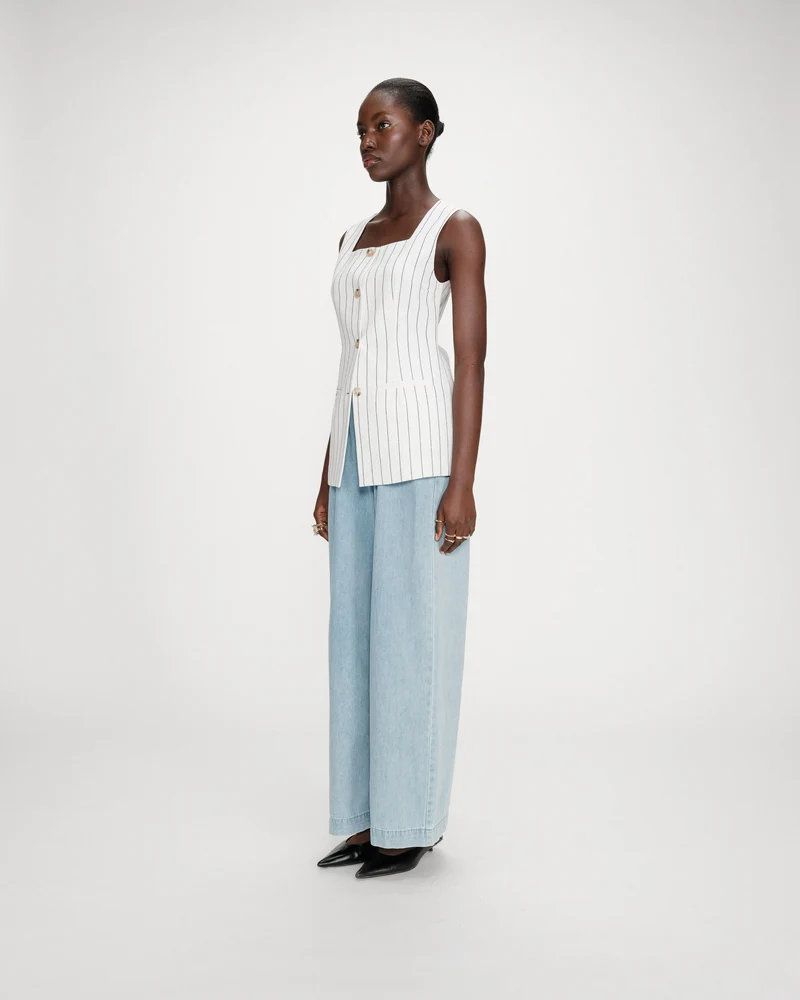 Gilet rayé en lin sans manches col carré boutonné white Vic