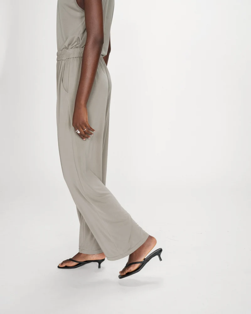 Pantalon en modal jambe large kaki Pax