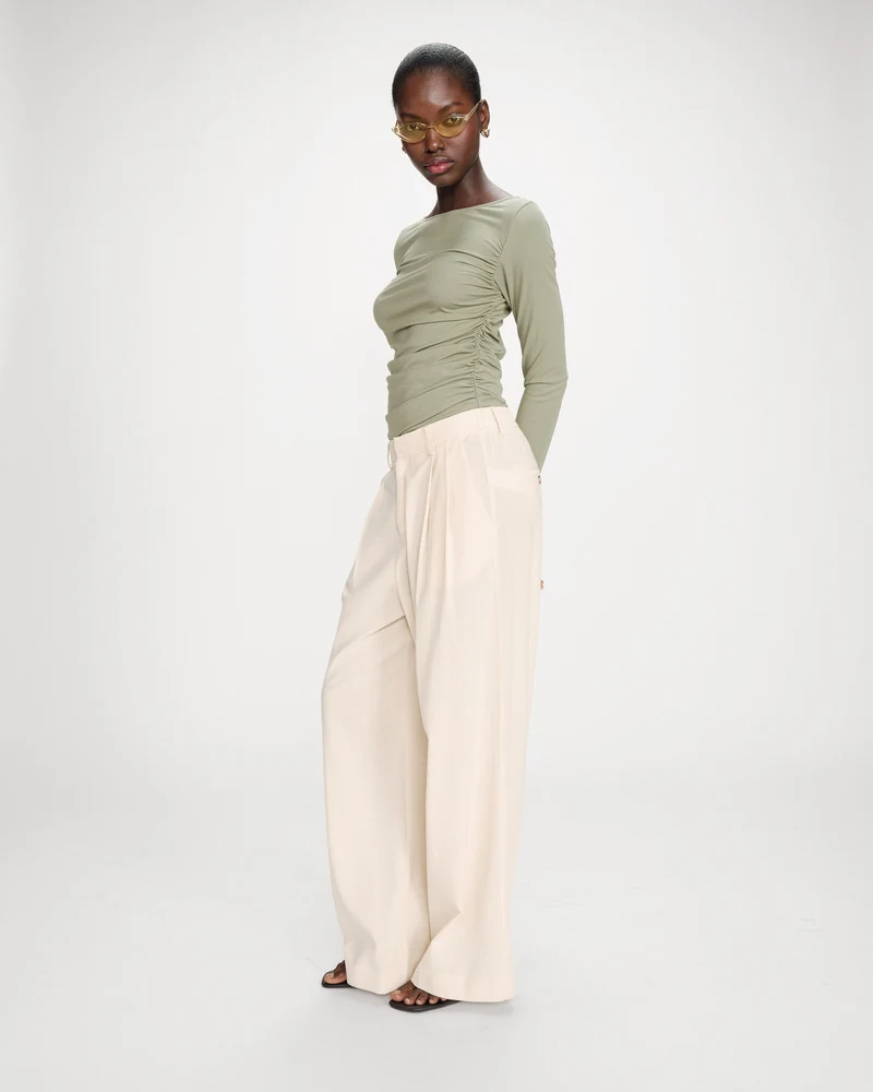 Pantalon tailleur droit en lin à fines rayures vanille Very