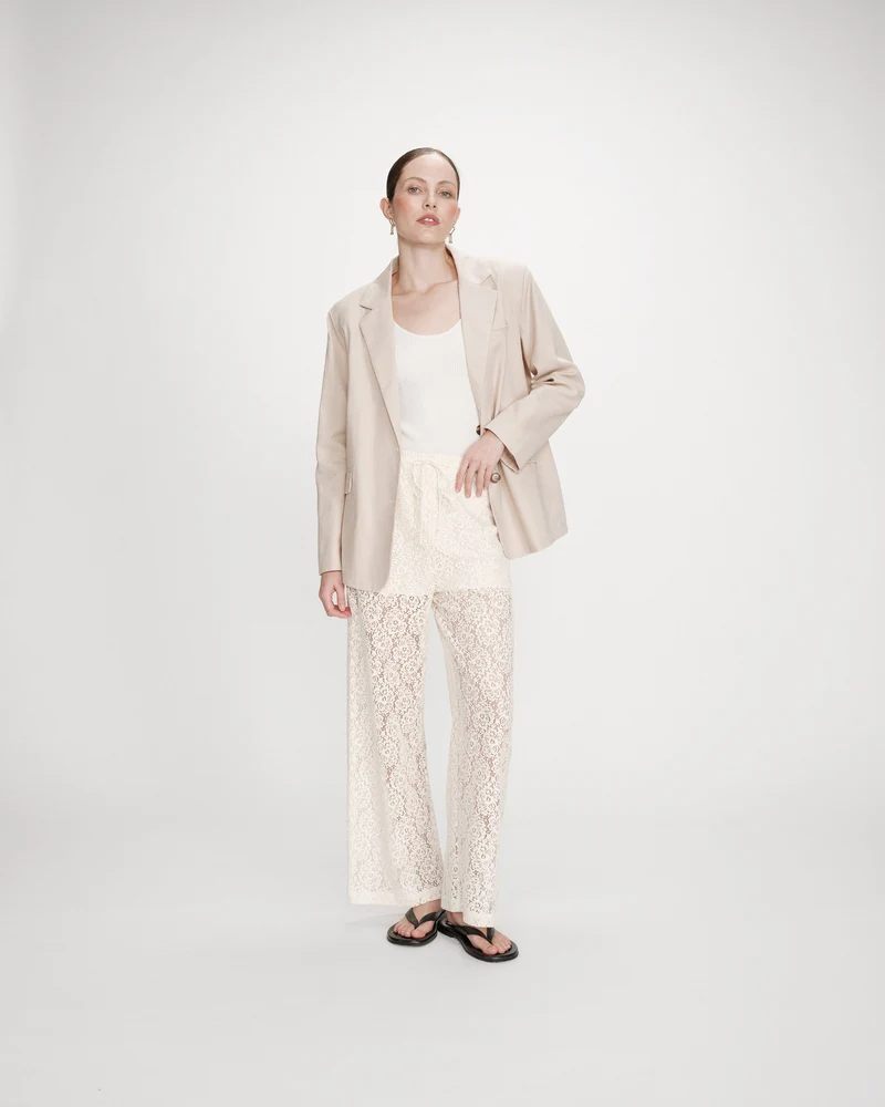 Pantalon en dentelle ample ecru Vincent