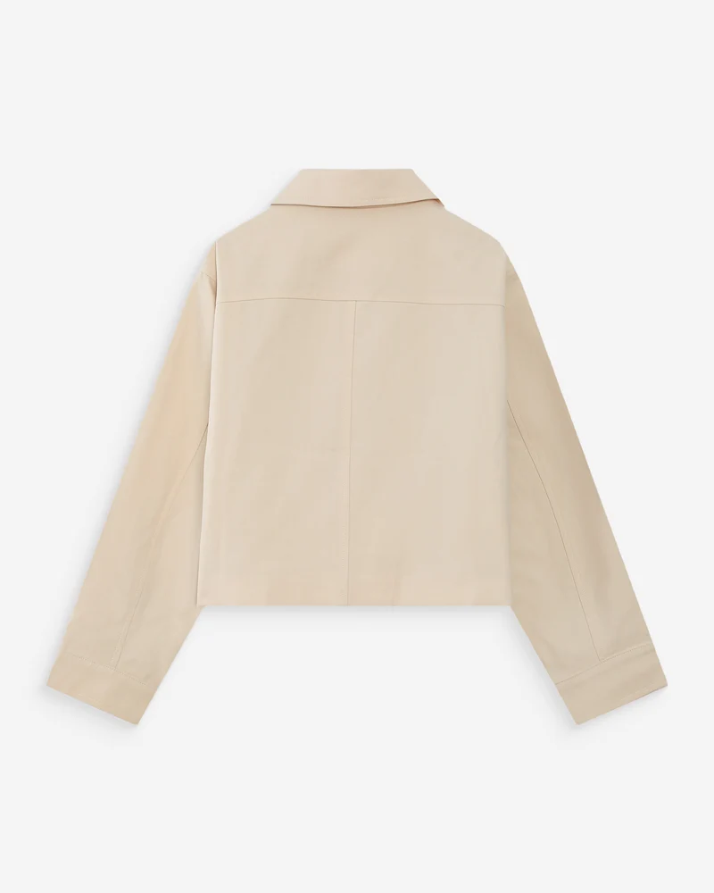Veste courte en coton boutonnée à poches ecru Veronica