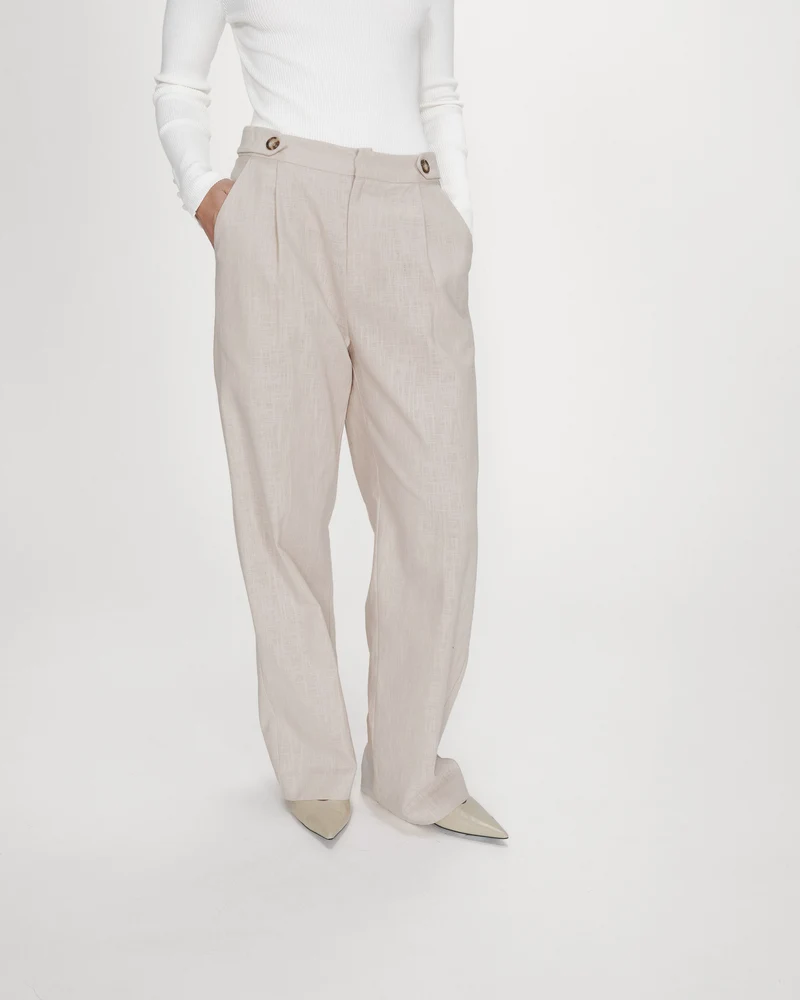 Pantalon tailleur à plis en lin et coton sable Vanelis