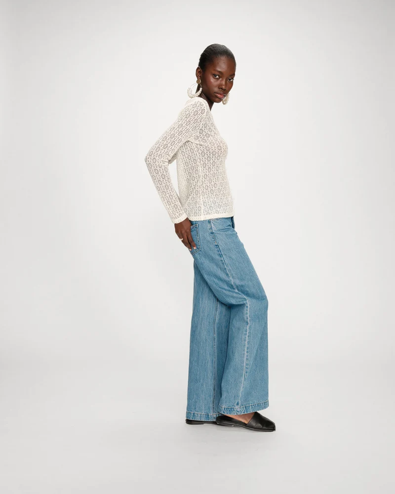 Top en dentelle ajusté boutonné col V ecru Venezia