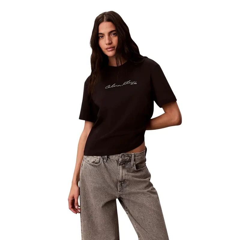 T-shirt Calvin Klein Jeans pour femmes en coton noir à col rond
