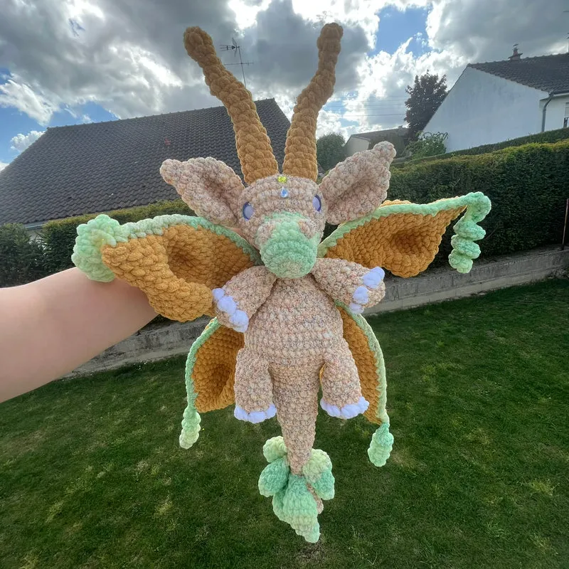 Calithérya - Le dragon elfique estival | Patron au crochet - [FR-EN]