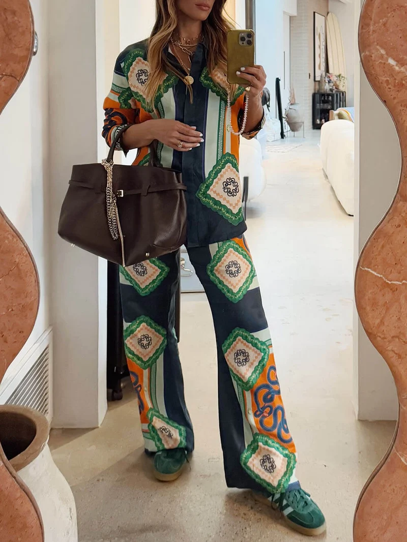 One-Of-A-Kind Unique Coral Graphic Print Elastic Waist Pocketed Wide Leg Pants