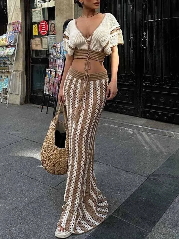 Sexy V-neck Hollow Striped Knitted Long Skirt Suit