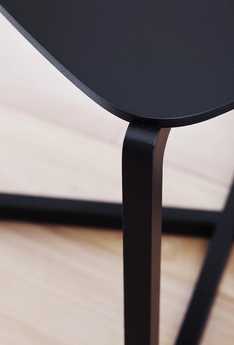 Chaise HEAD | Frêne massif, sans vis ni métal