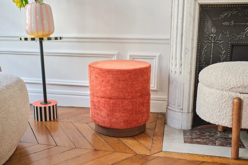 Auguste Pouf cylindrique en velours ocre