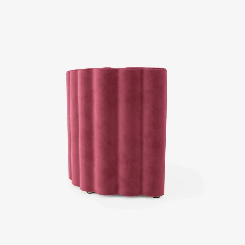 Fauteuil vintage en velours bordeaux